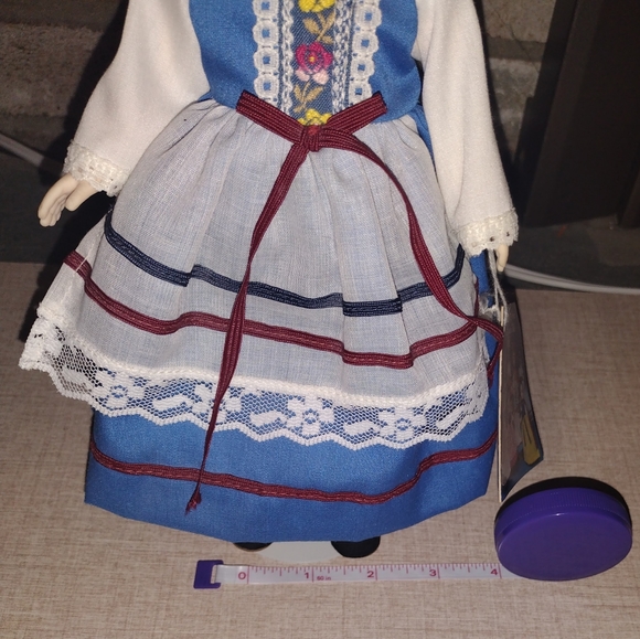 🆕️Effanbee - Wonderful World of Effanbee Dolls - France Doll - 11.5 inches NWT - Picture 8 of 8